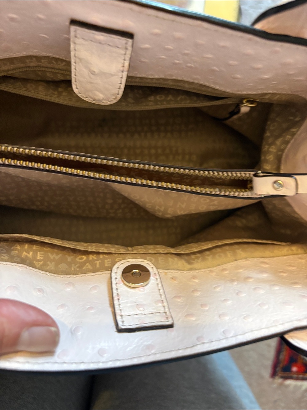 Blush Pink Ostrich-Texture Bow Satchel Handbag - Picture 9 of 10